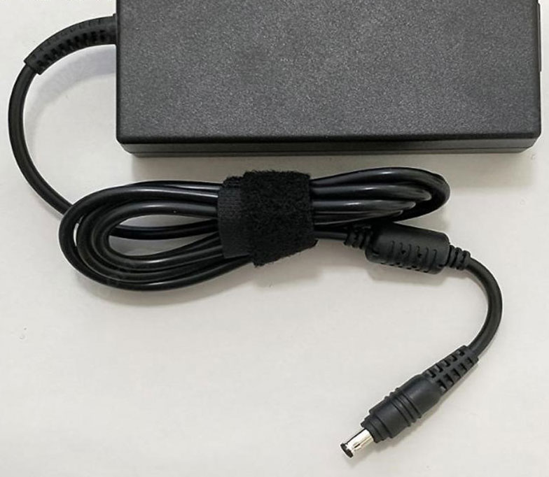 LAMTECH NOTEBOOK ADAPTER 90W SAMSUNG 19V4,74A 5,0x1,0x3,0mm