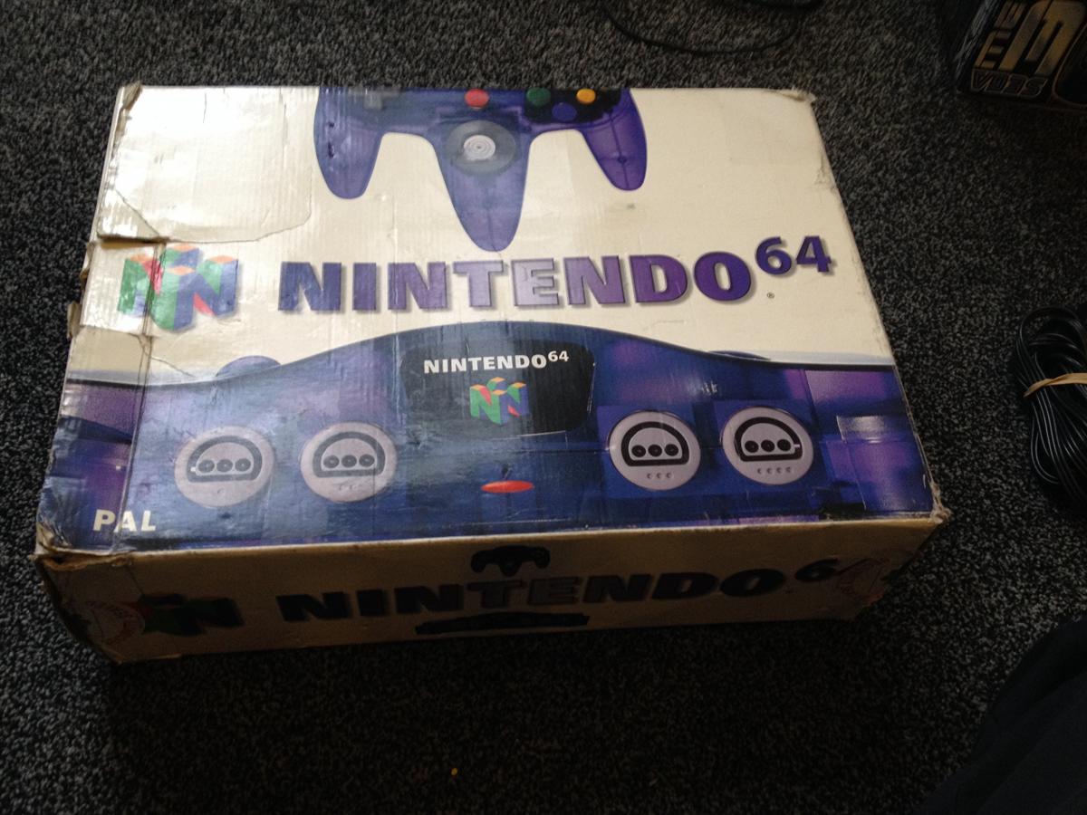 NINTENDO 64 Grape Purple Console (BOXED)