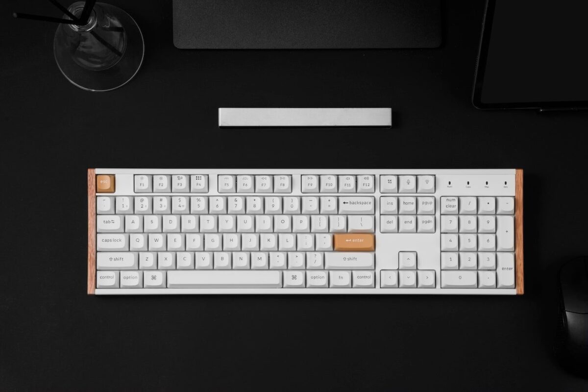Keychron K10 HE (K10H-Q1) Special Wood Edition White Wireless Magnetic Hall Effect RGB 100% US