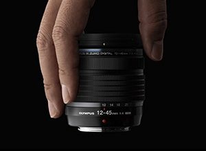 Olympus M.Zuiko Digital ED 12-45mm F4.0 PRO incl. Lens hood & Wrapping cloth