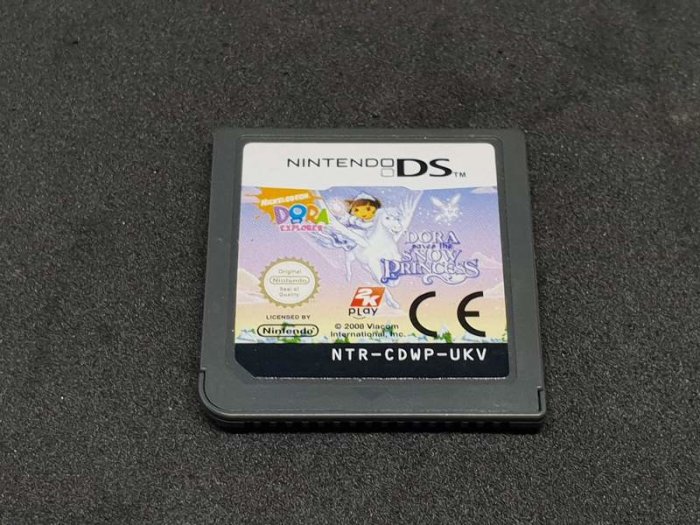 Dora the Explorer: Saves the Snow Princess DS USED (Cart only)