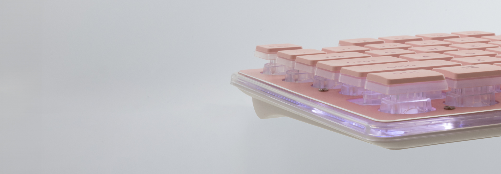 WHITE SHARK LED KEYBOARD GK-003441 TACHI US LAYOUT PINK